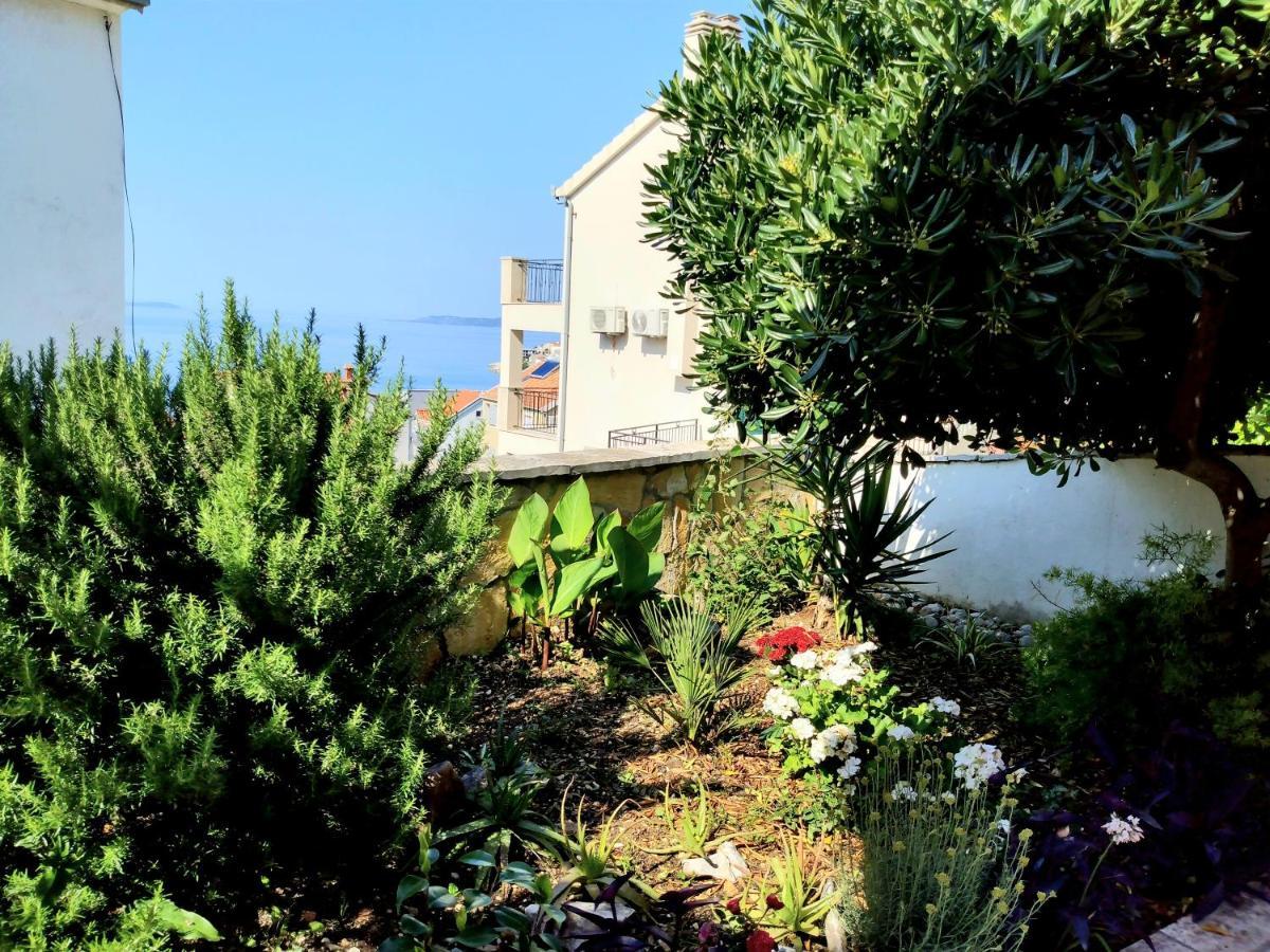 Grande Vista - Lovely With Spacious Lush Mediterranean Patio And Sea View Apartament *