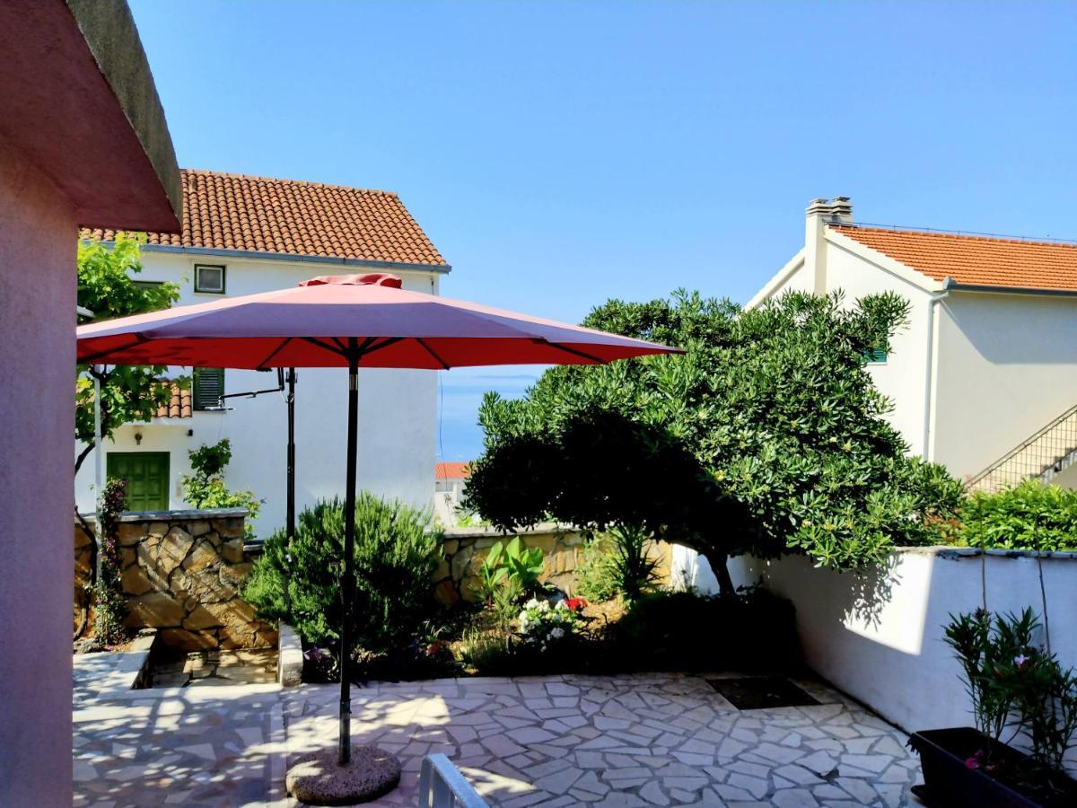 Grande Vista - Lovely With Spacious Lush Mediterranean Patio And Sea View Apartment