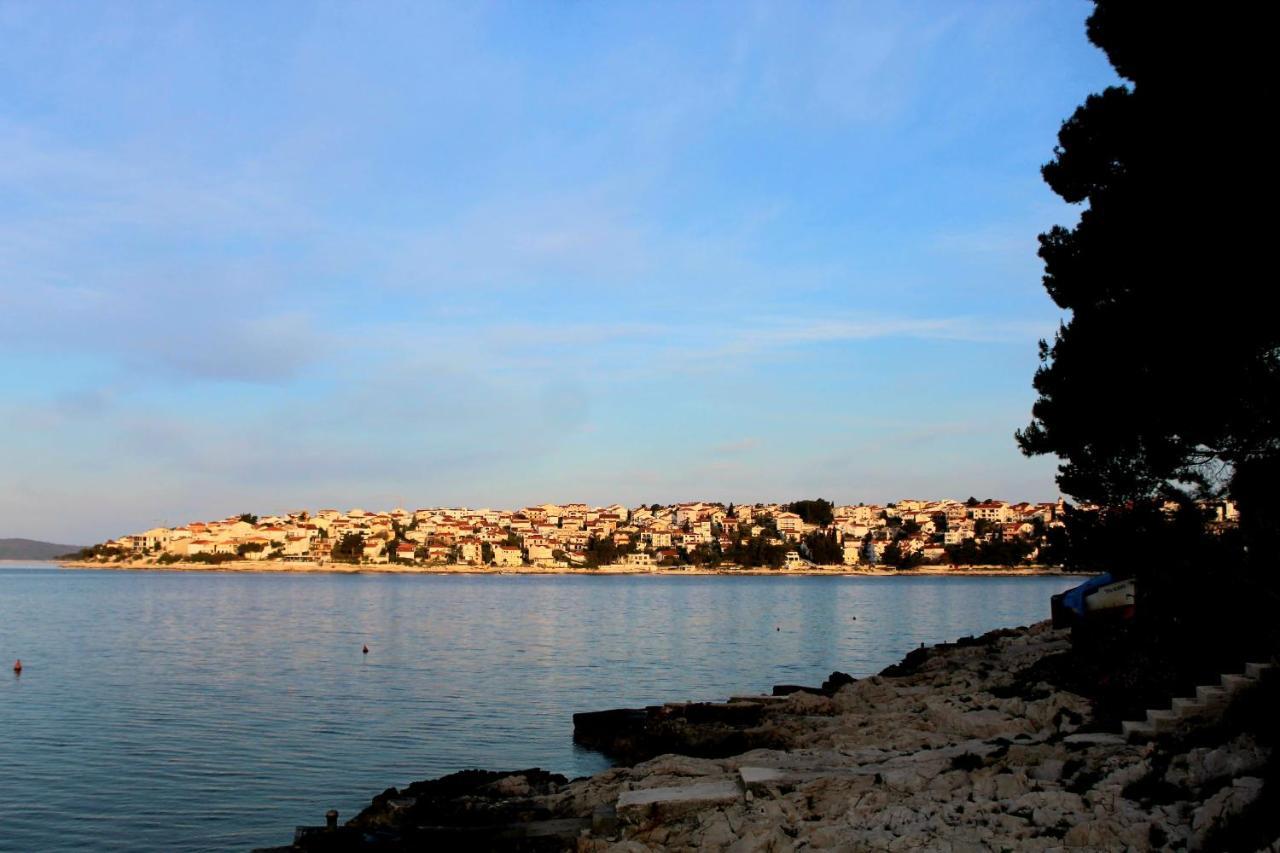 Apartament Grande Vista - Lovely With Spacious Lush Mediterranean Patio And Sea View Trogir